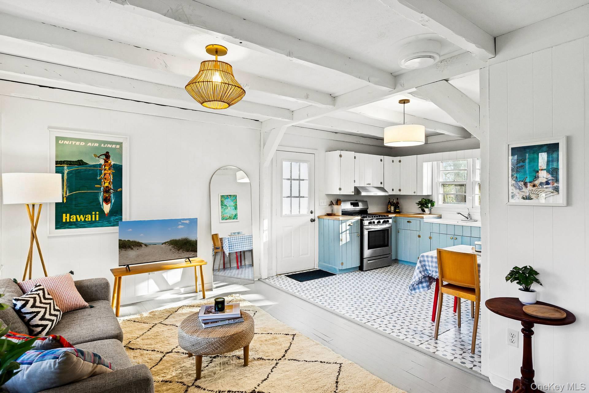 19 16th Street, East Hampton, NY 11937