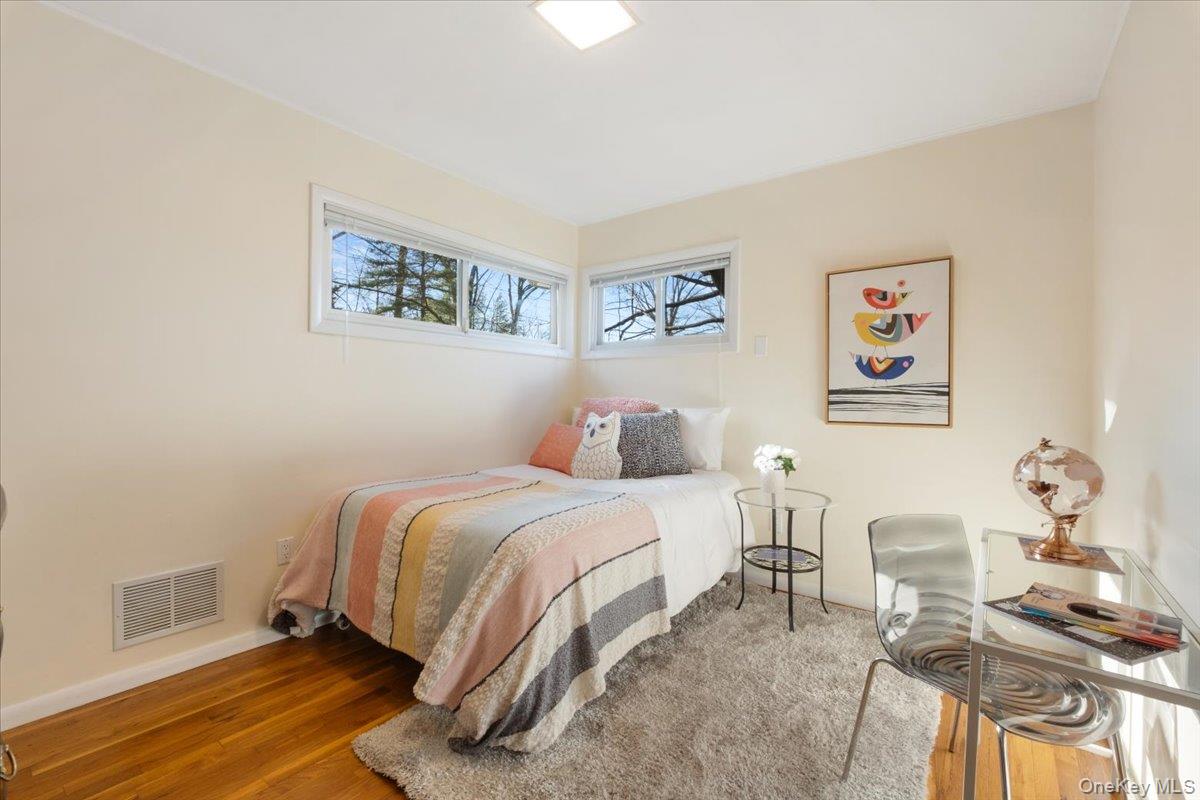 34 Western Drive, Ardsley, NY 10502