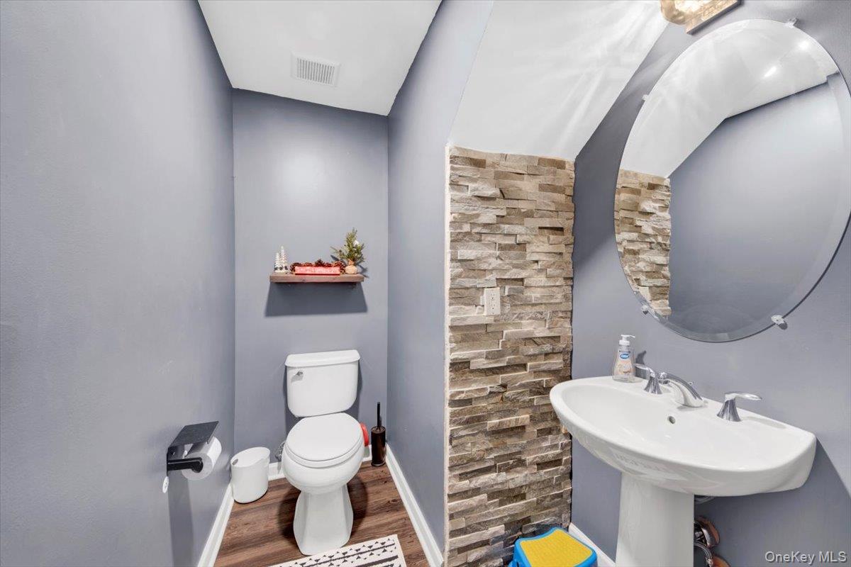 4 Kless Court, Middletown, NY 10940