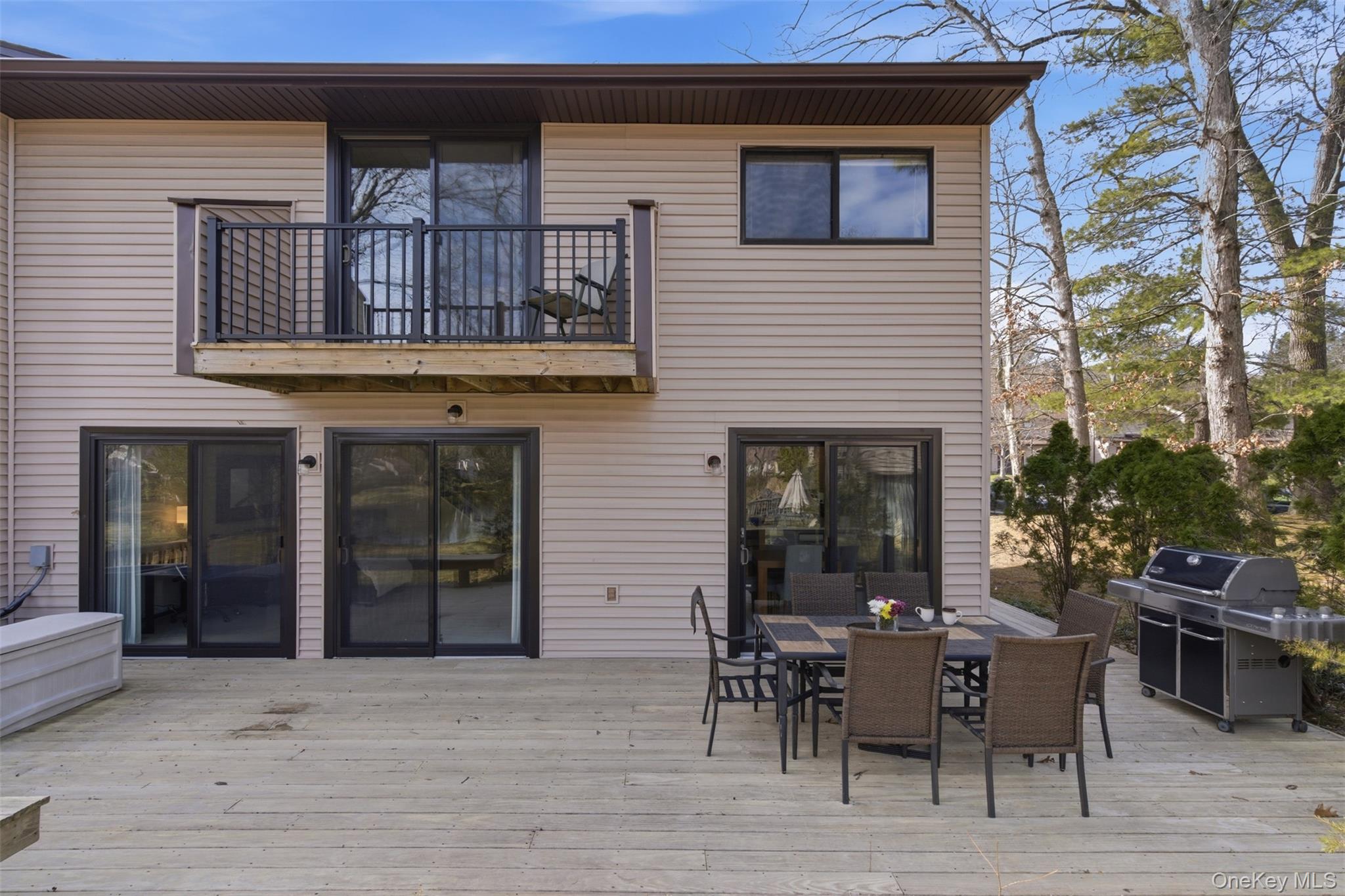 100 Northgate Circle, Melville, NY 11747