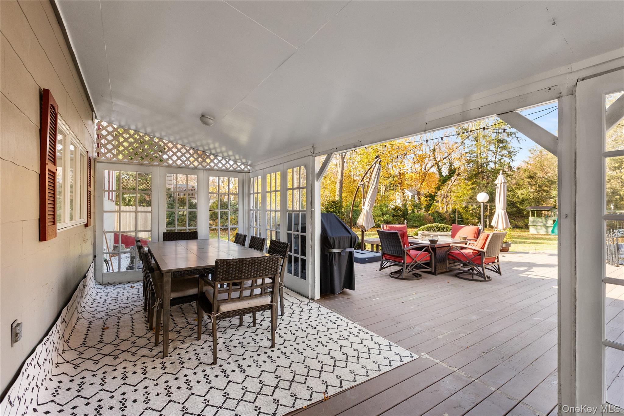 18 Floral Avenue, Huntington, NY 11743