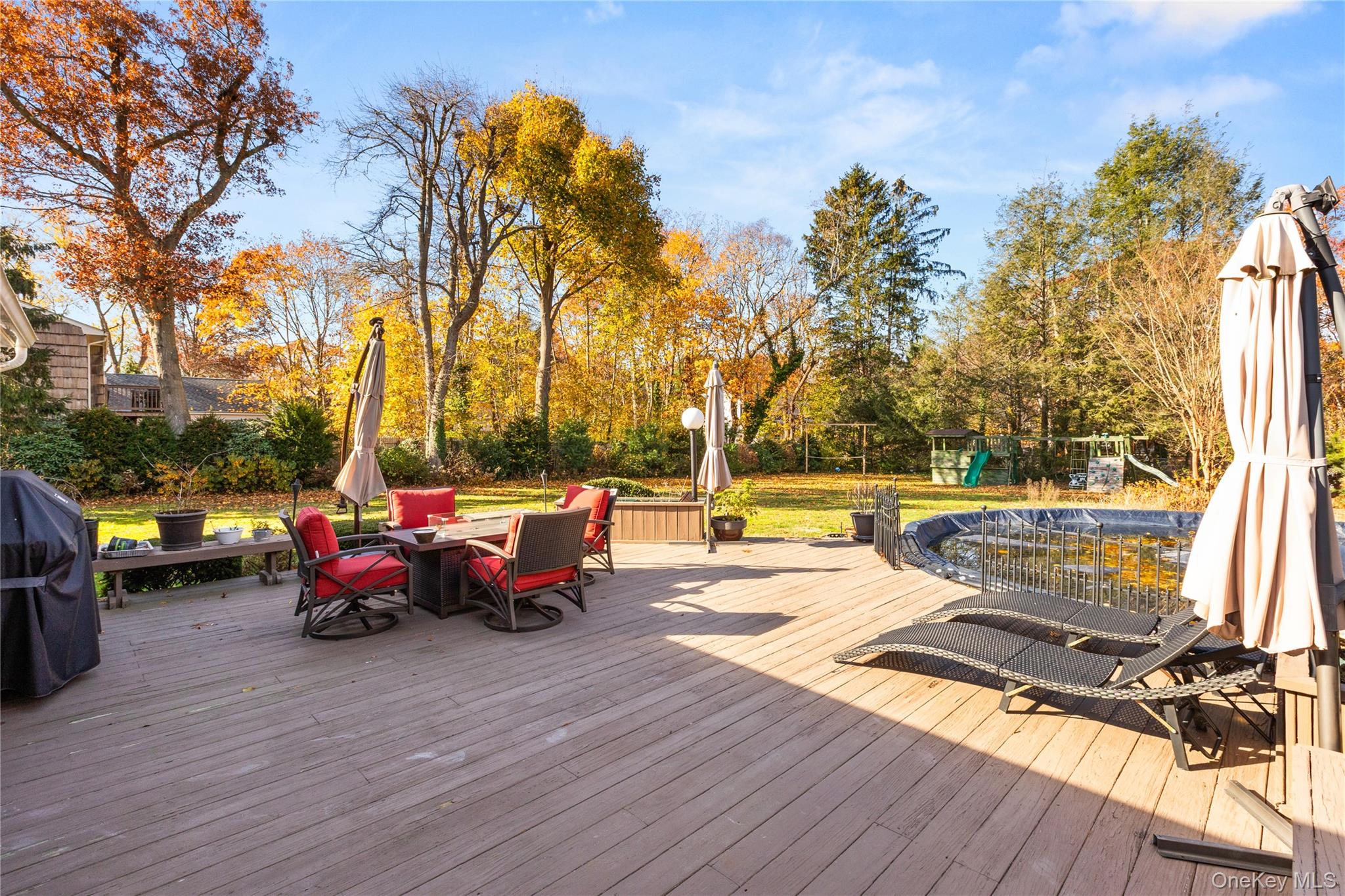 18 Floral Avenue, Huntington, NY 11743