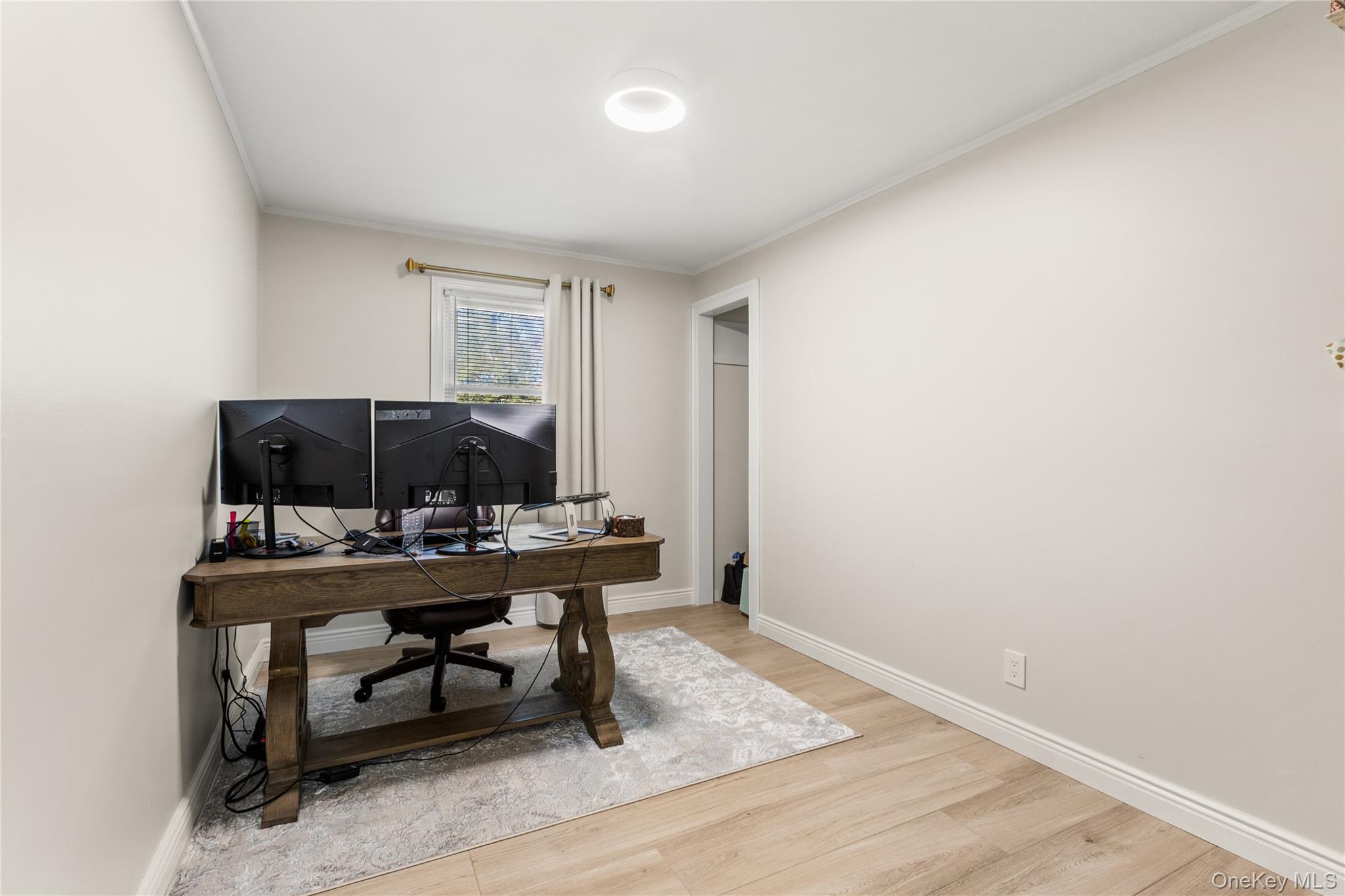 18 Floral Avenue, Huntington, NY 11743