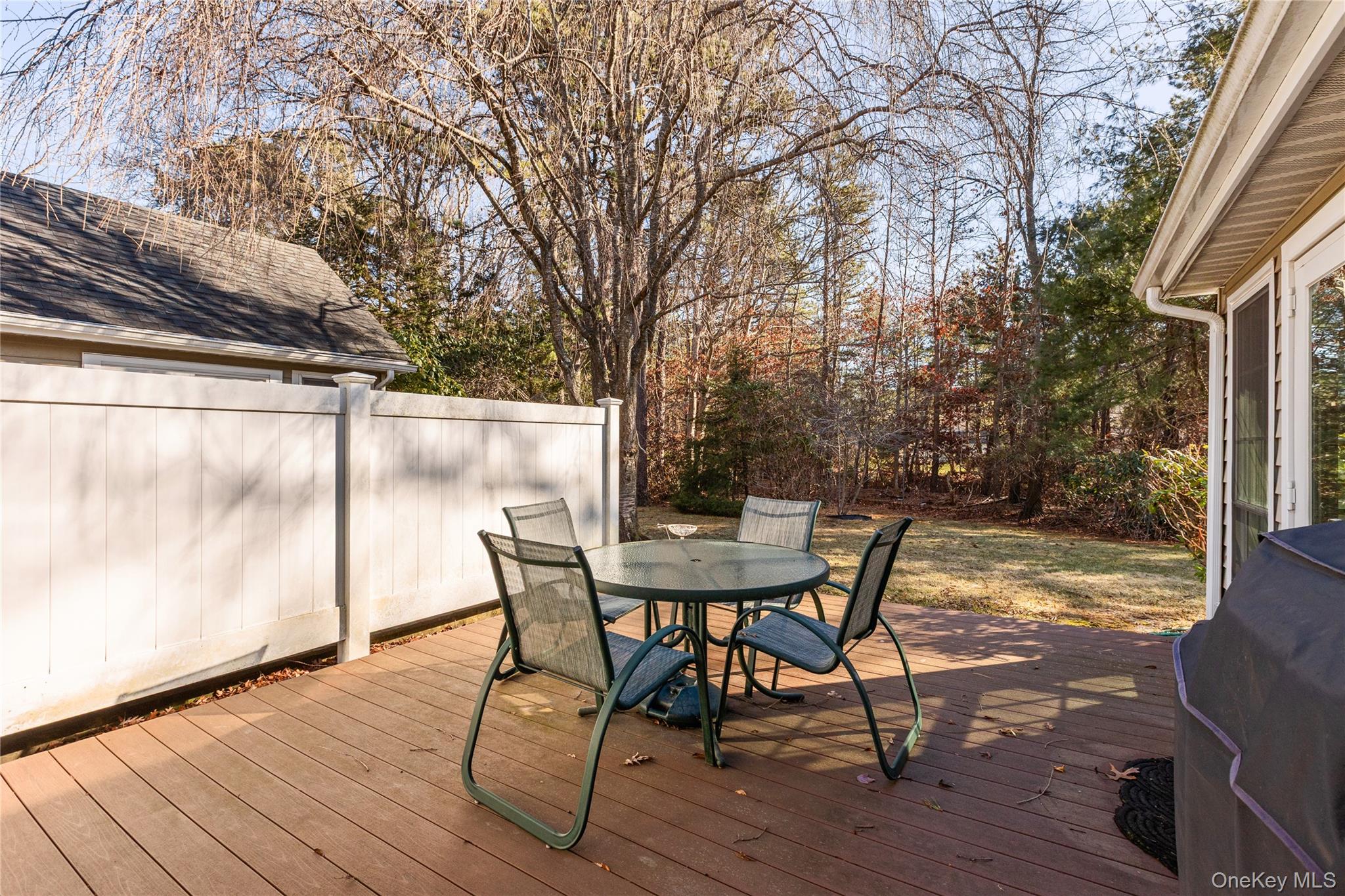 77 Glen Drive, Ridge, NY 11961