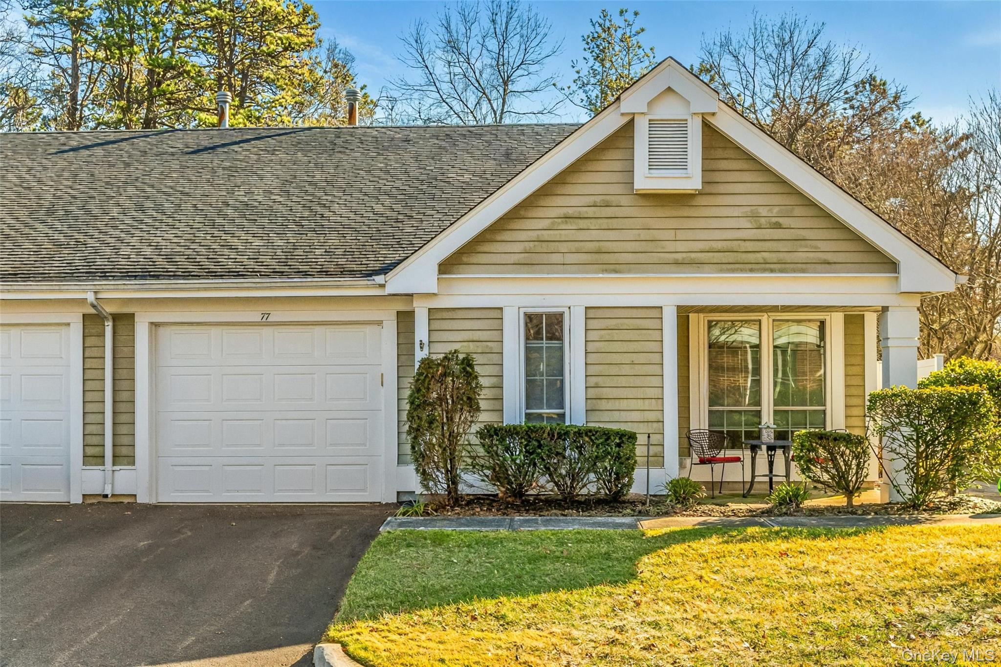 77 Glen Drive, Ridge, NY 11961