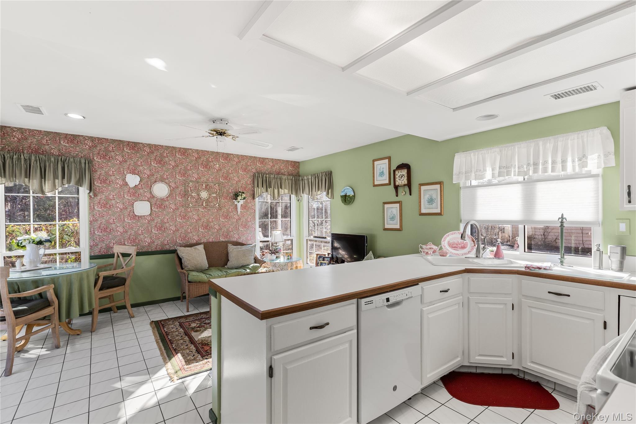 77 Glen Drive, Ridge, NY 11961