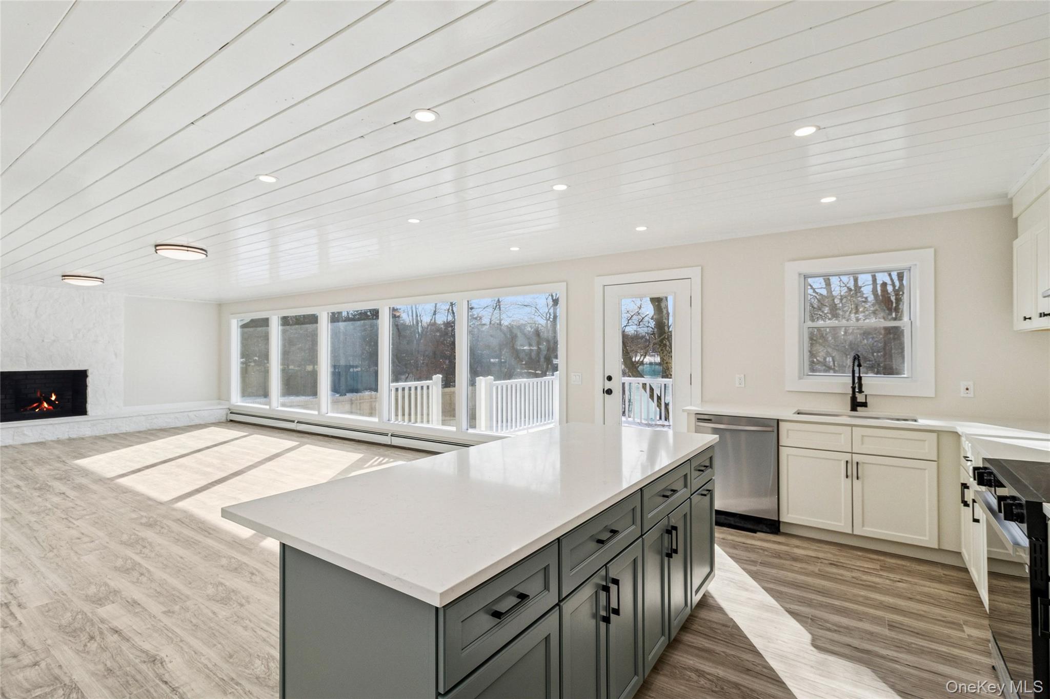 911 Ostrander Avenue, Riverhead, NY 11901