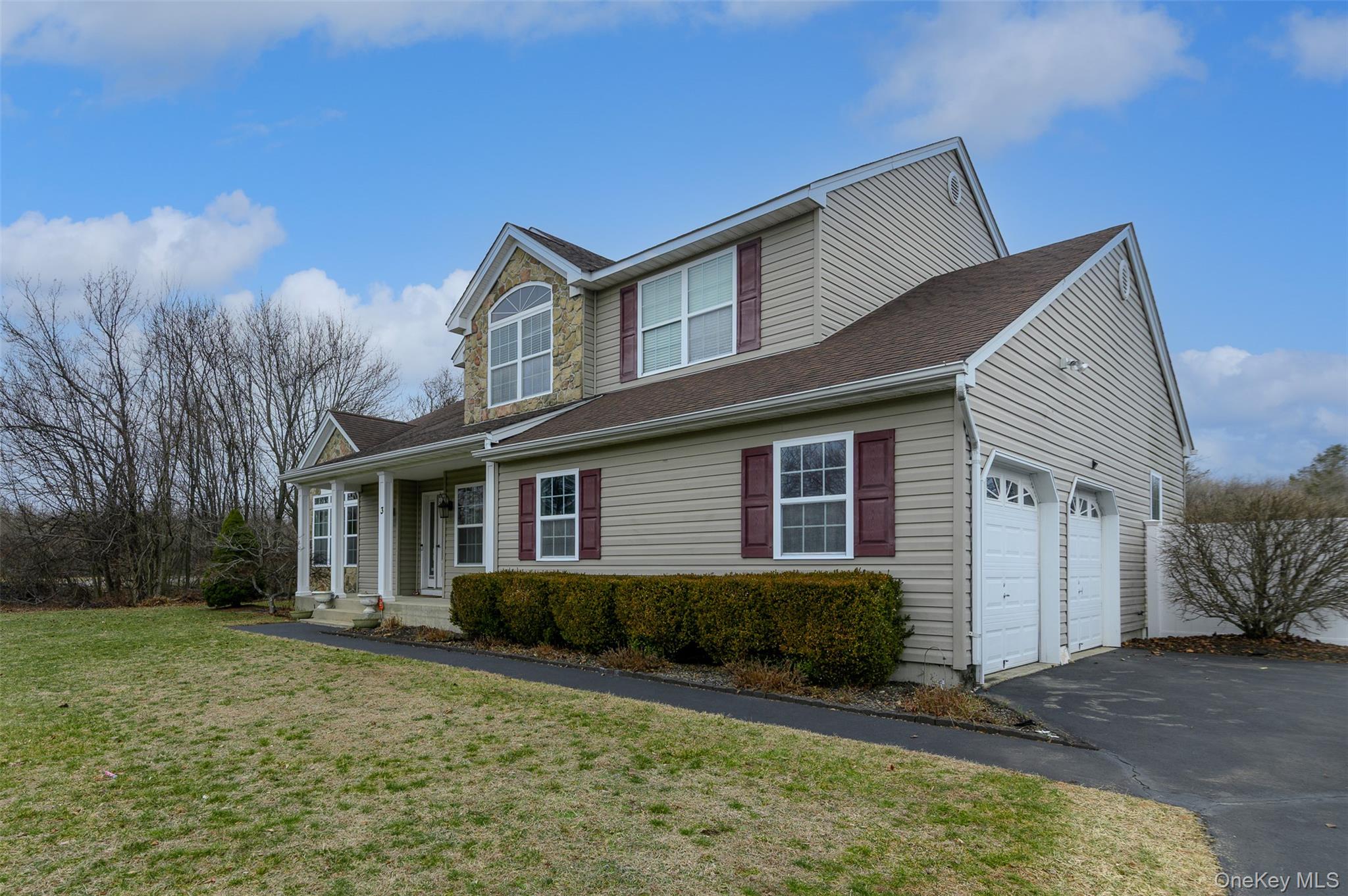 3 Sweetgum Lane, Miller Place, NY 11764