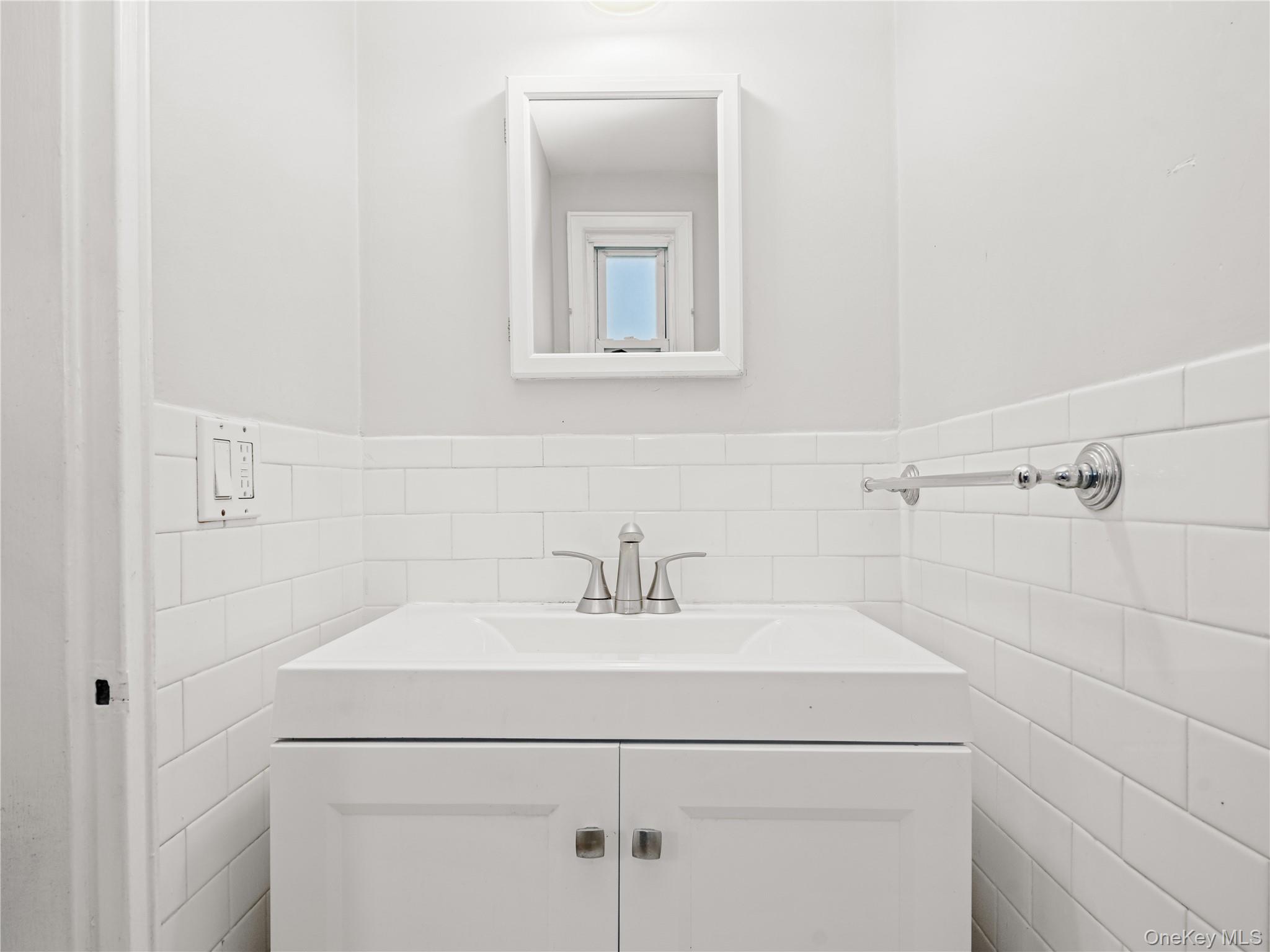 118 Lawn Terrace Terrace # #1E, Mamaroneck, NY 10543