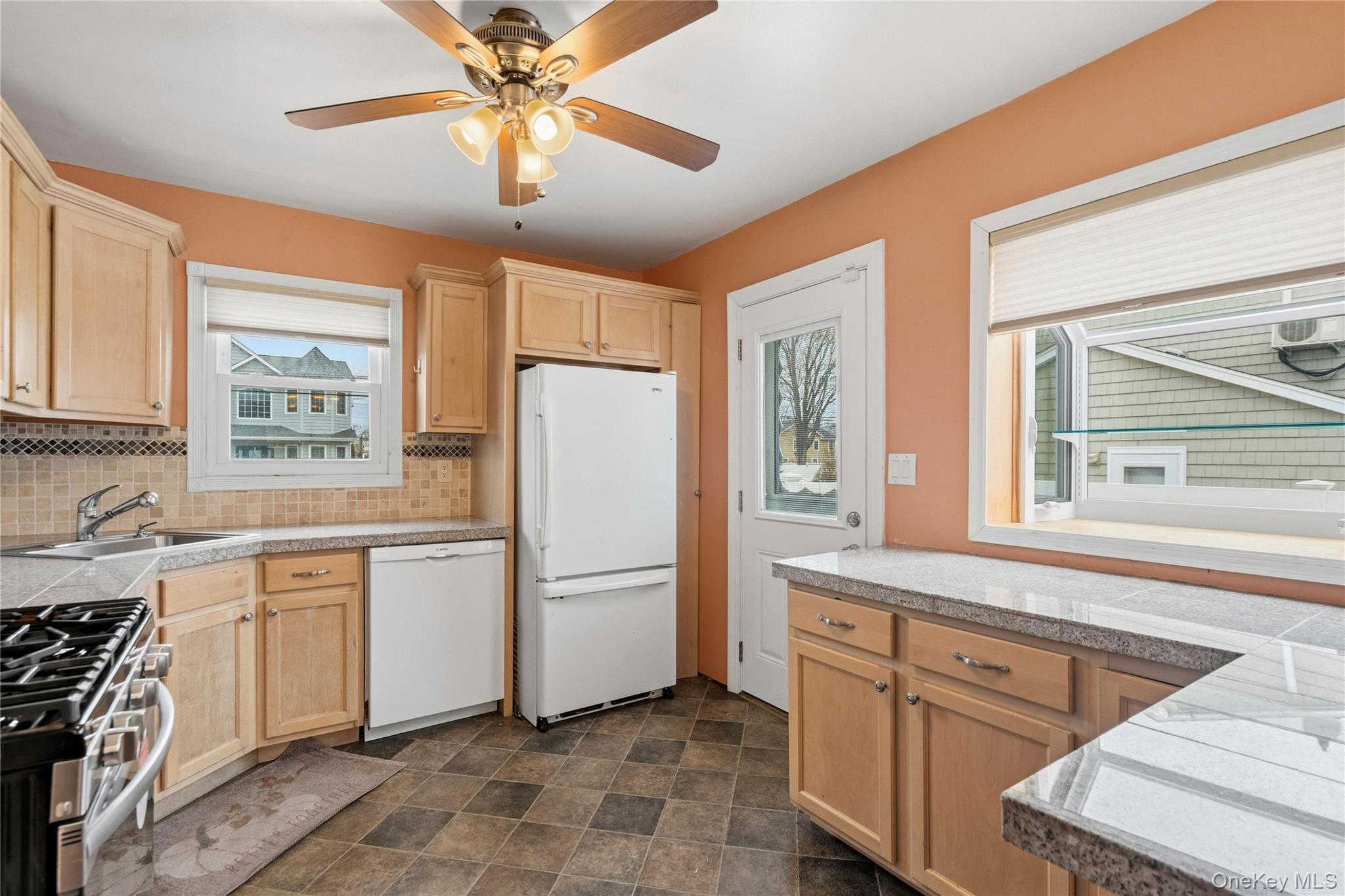 299 28th Street, Copiague, NY 11726