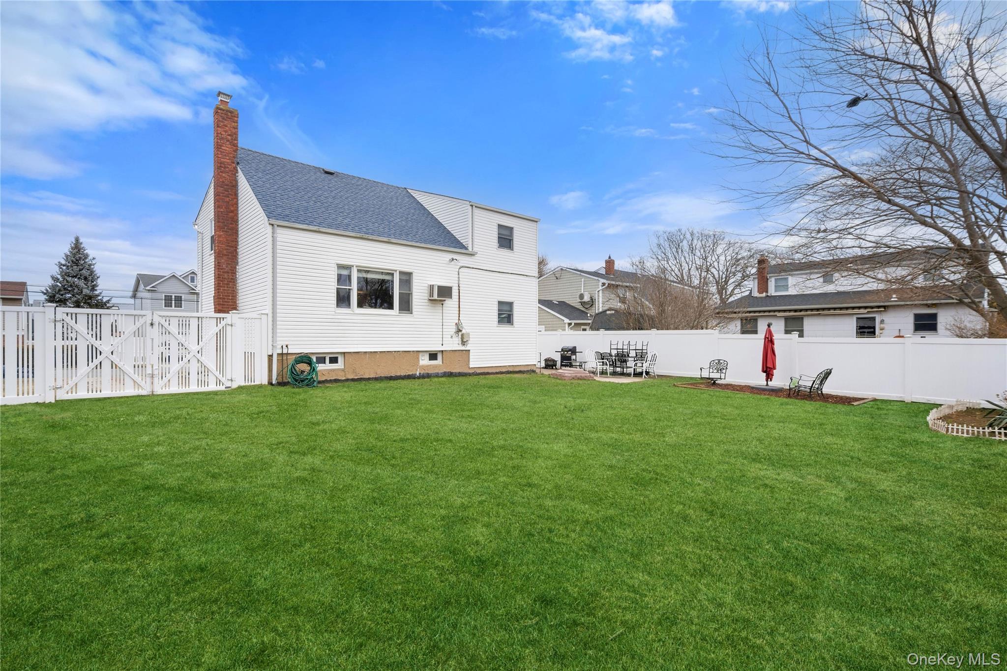 299 28th Street, Copiague, NY 11726