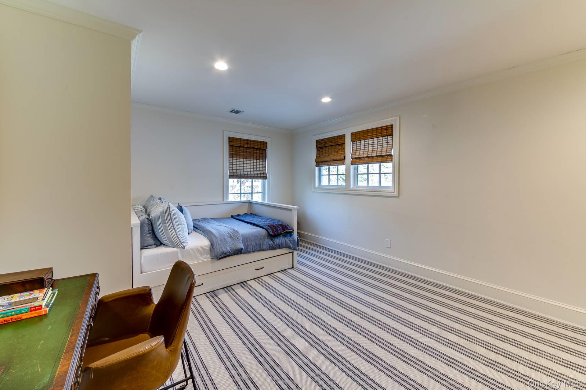 189 Lumber Lane, Bridgehampton, NY 11932