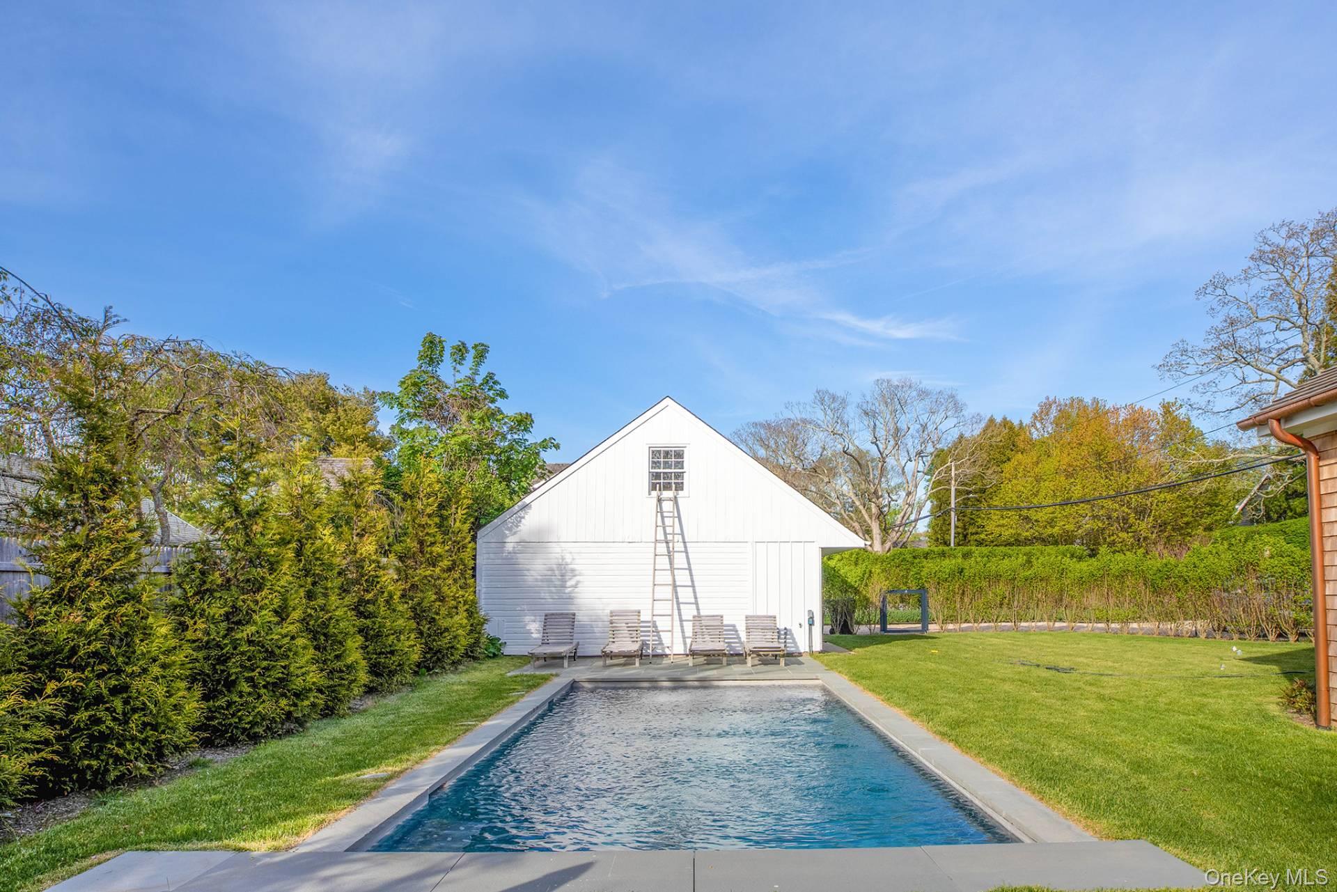 189 Lumber Lane, Bridgehampton, NY 11932