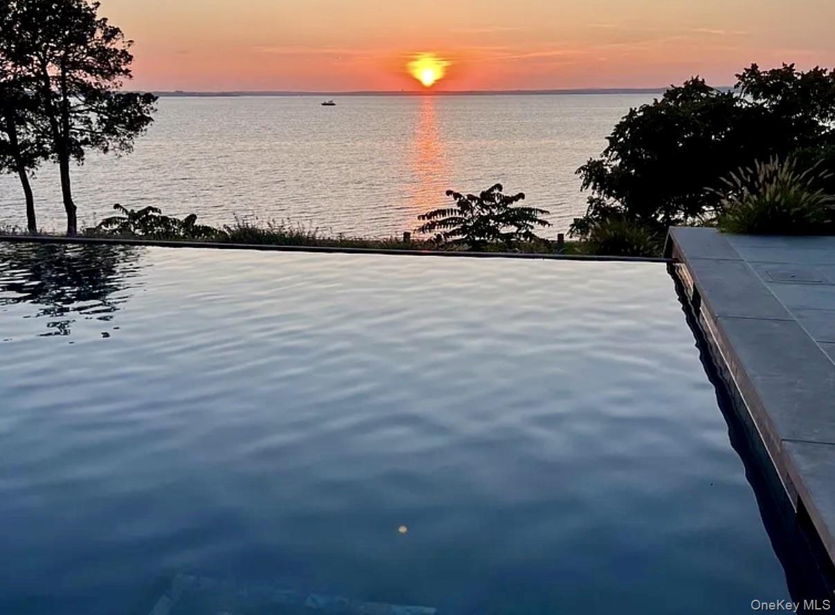 16 N Shore Road, Hampton Bays, NY 11946