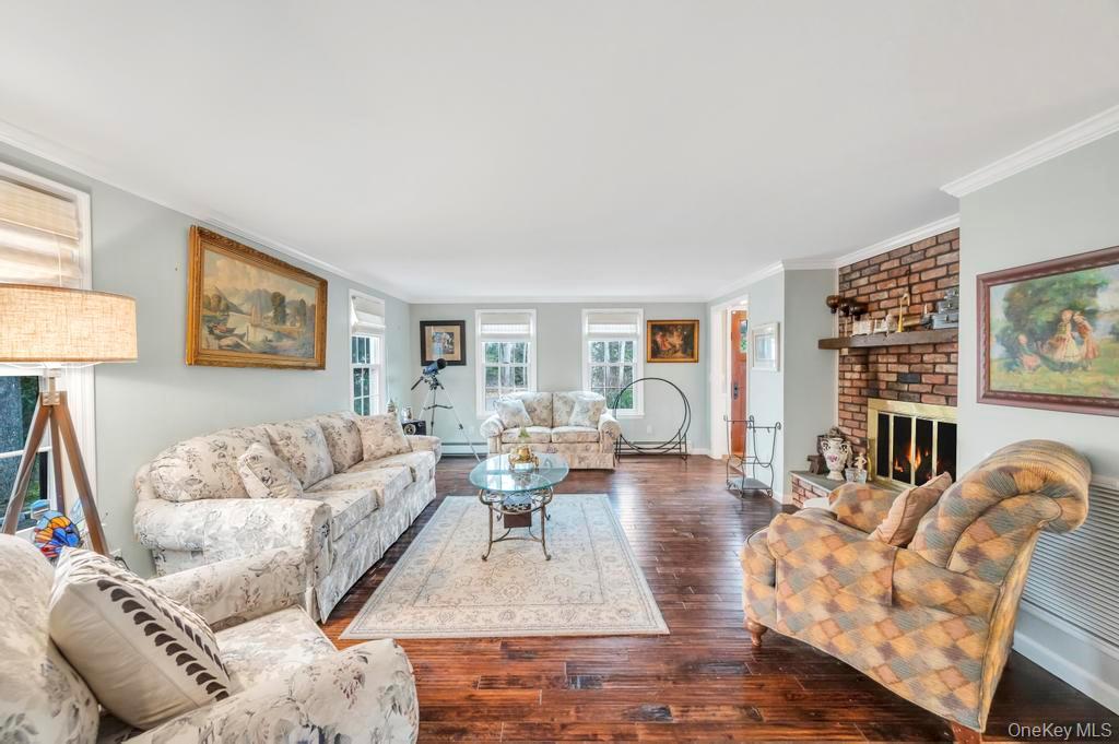 807 Union Avenue, Riverhead, NY 11901