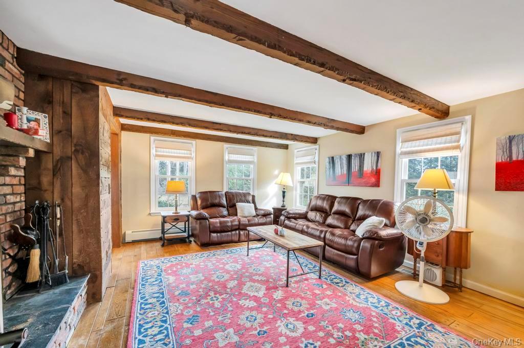 807 Union Avenue, Riverhead, NY 11901