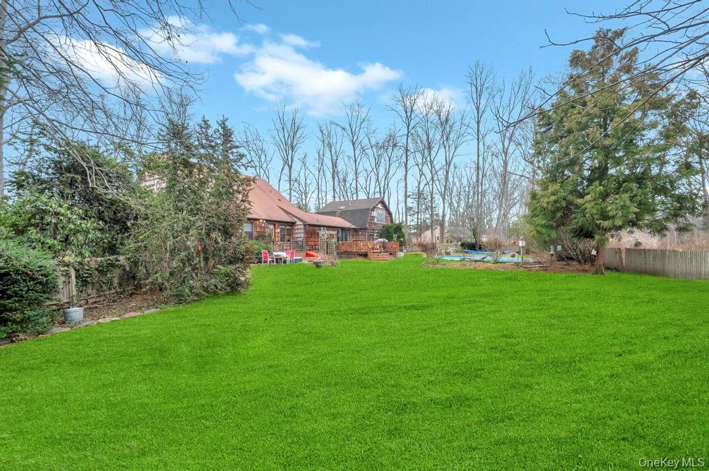 807 Union Avenue, Riverhead, NY 11901