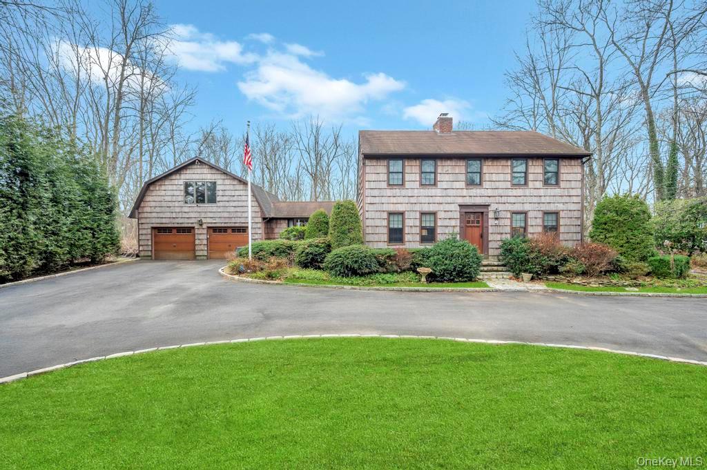 807 Union Avenue, Riverhead, NY 11901