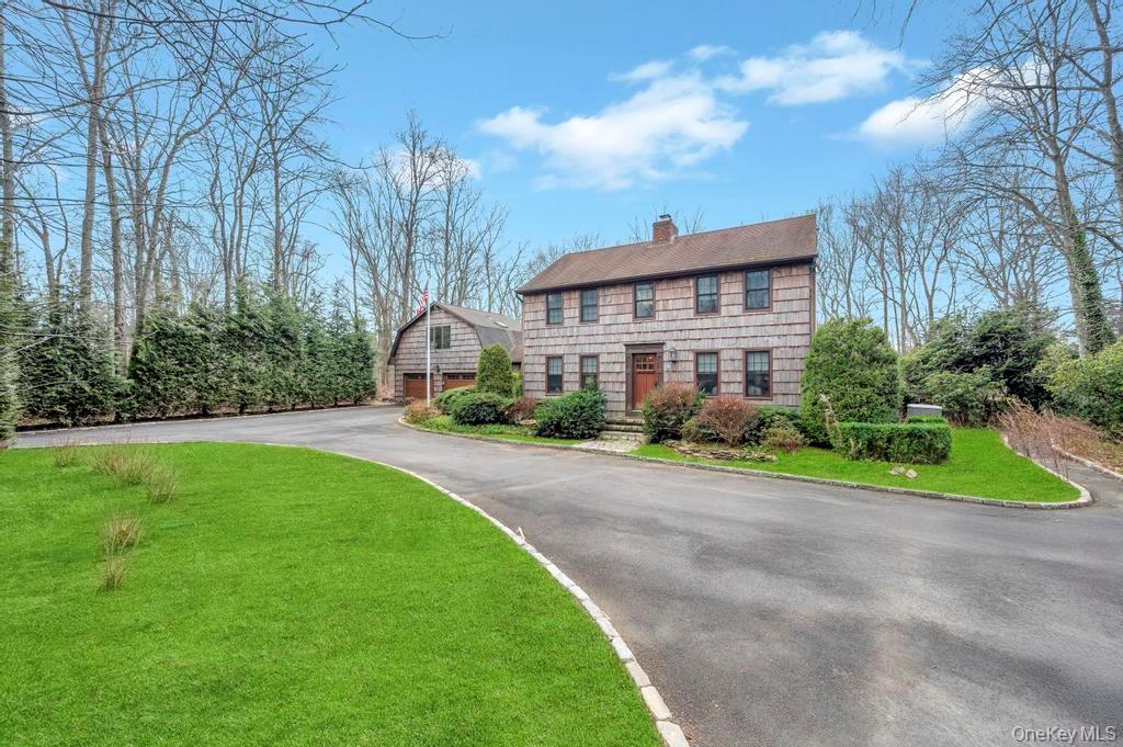 807 Union Avenue, Riverhead, NY 11901