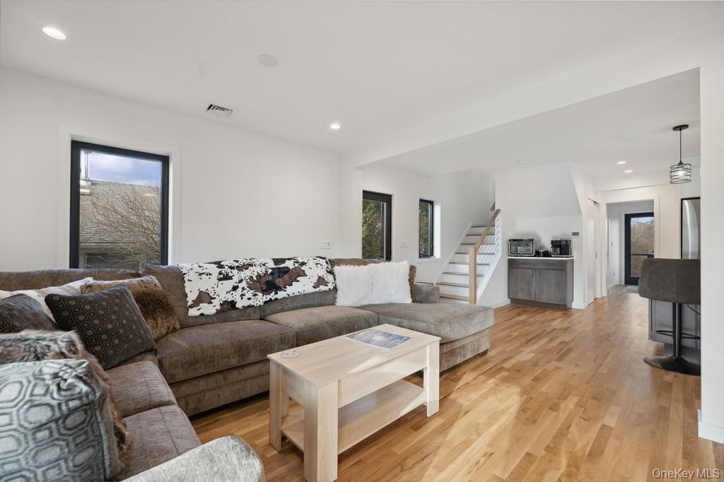 45 Ditch Plains Road, Montauk, NY 11954