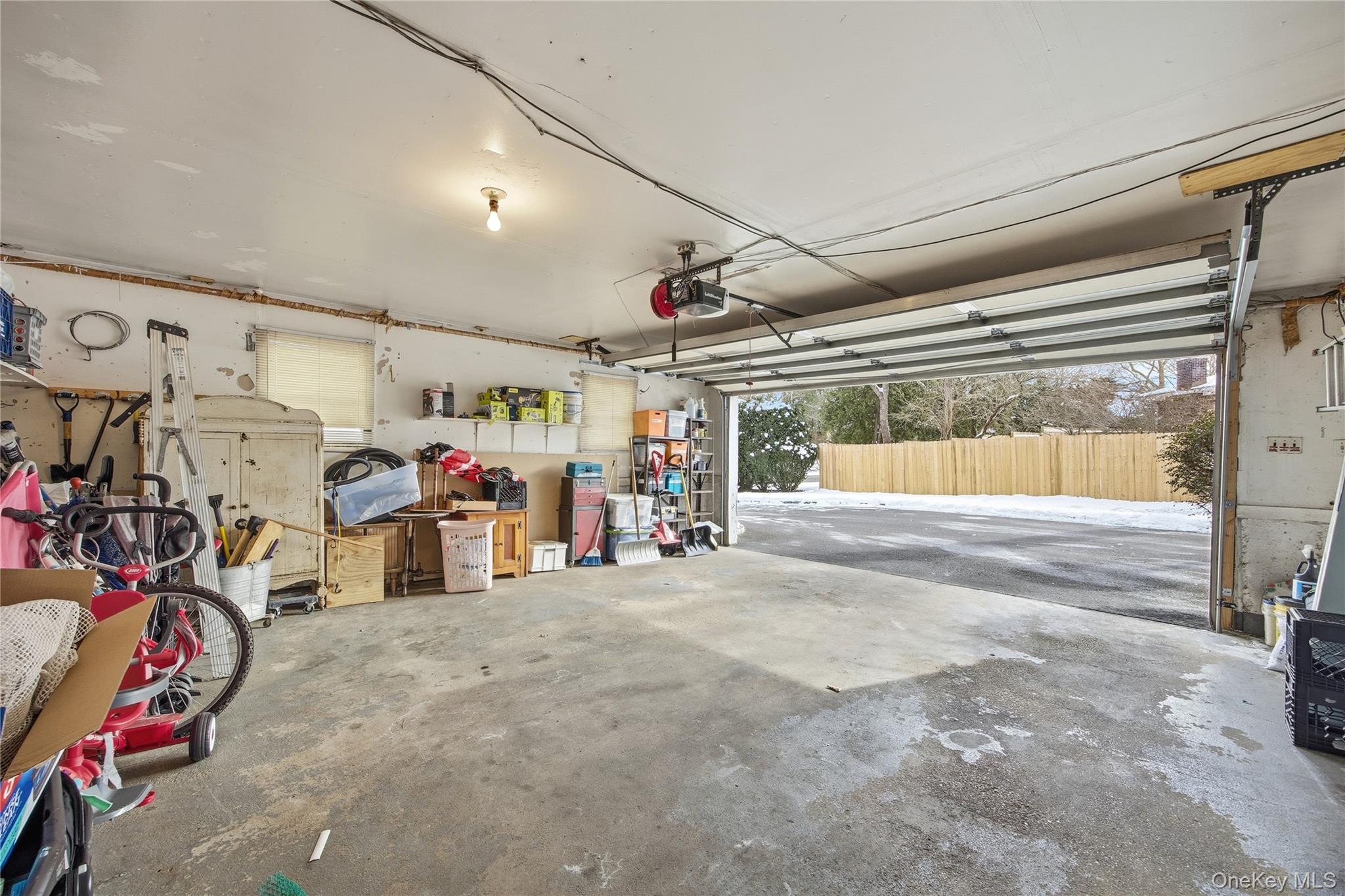 12 Viola Drive, Glen Cove, NY 11542