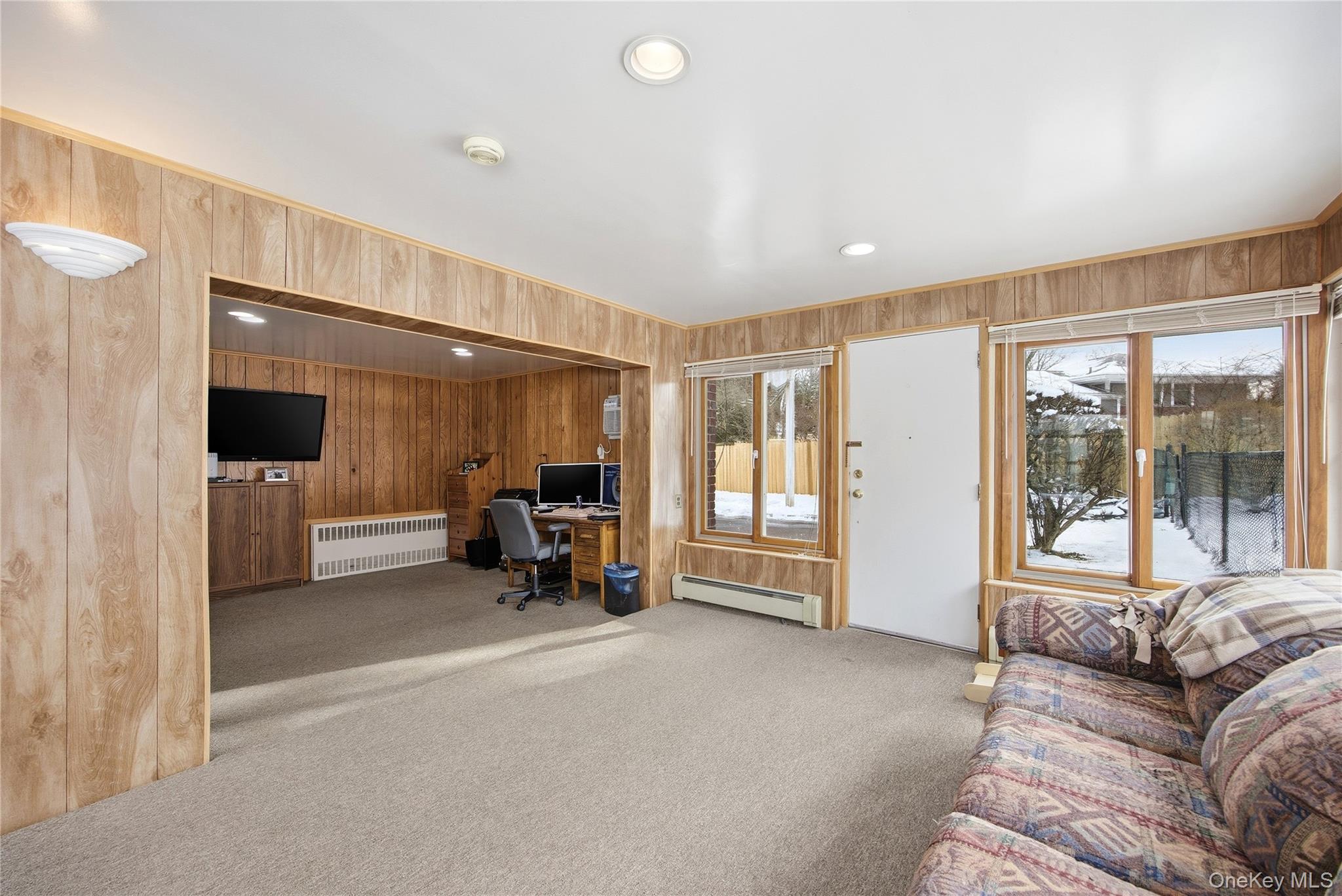 12 Viola Drive, Glen Cove, NY 11542