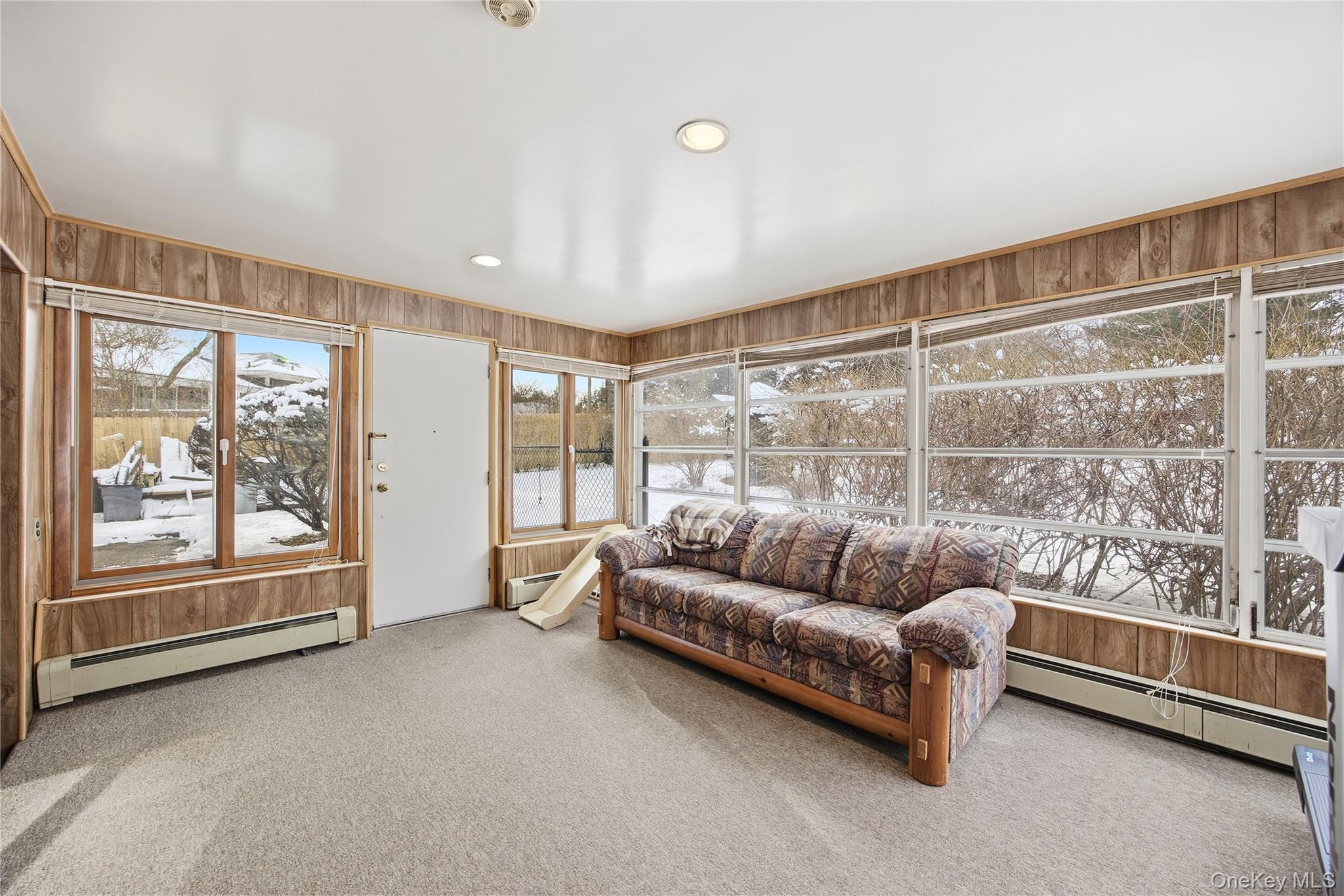 12 Viola Drive, Glen Cove, NY 11542