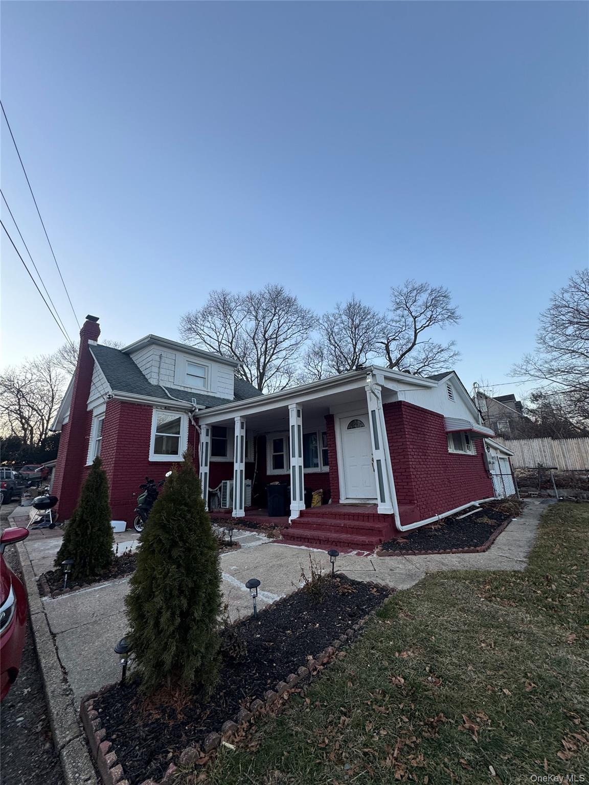 71 11th Avenue, Huntington Station, NY 11746