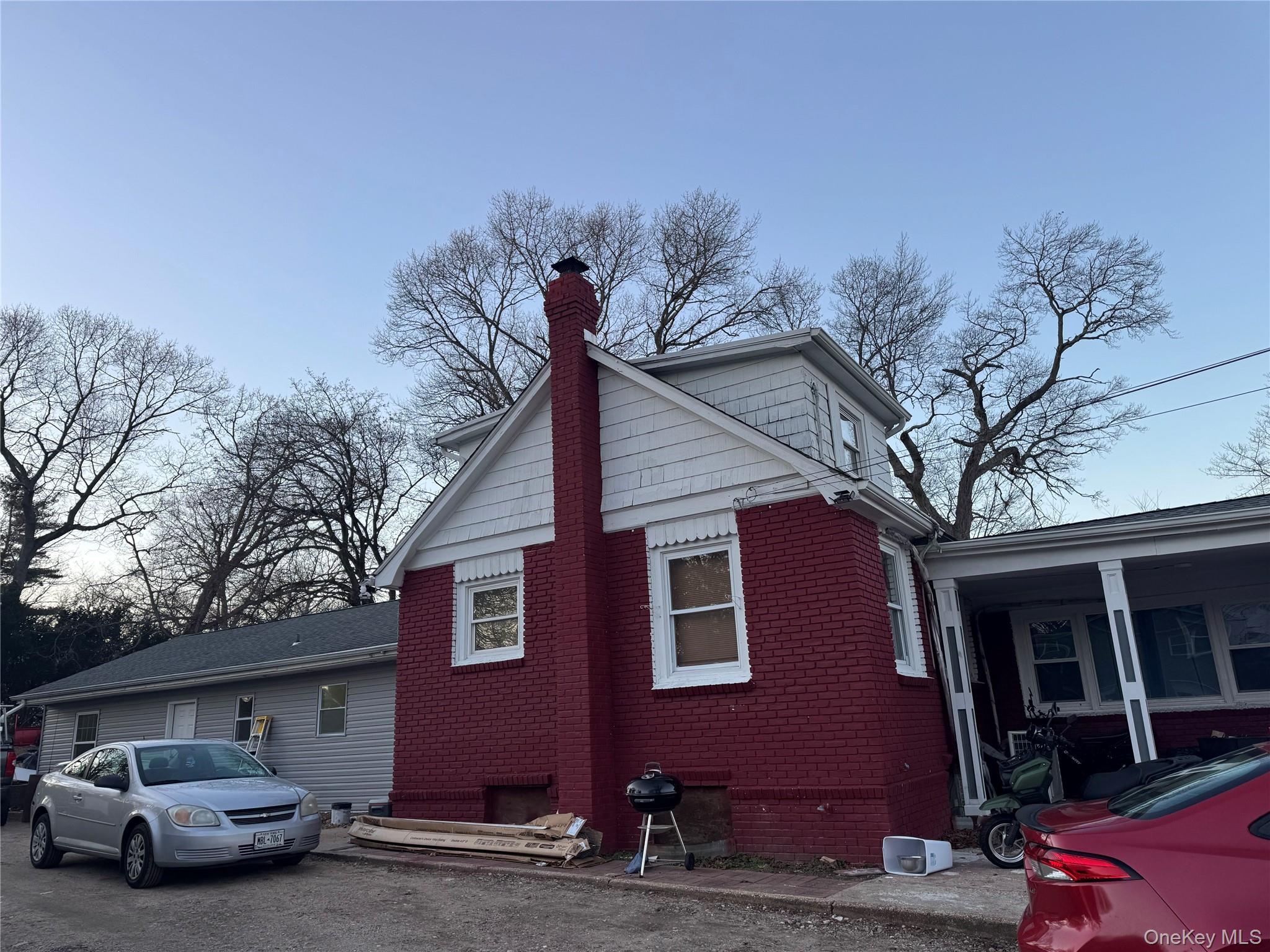 71 11th Avenue, Huntington Station, NY 11746