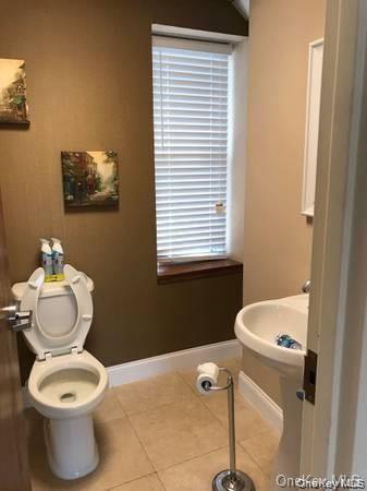 2 Lakes Road # 301, Monroe, NY 10950