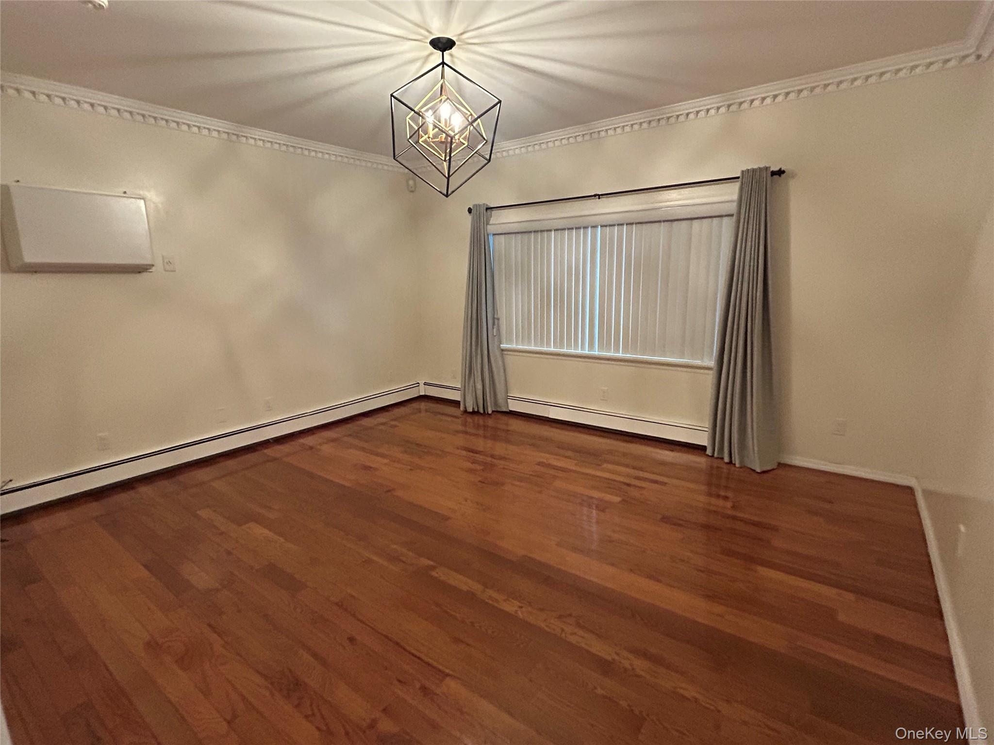 Valley Stream, NY 11581