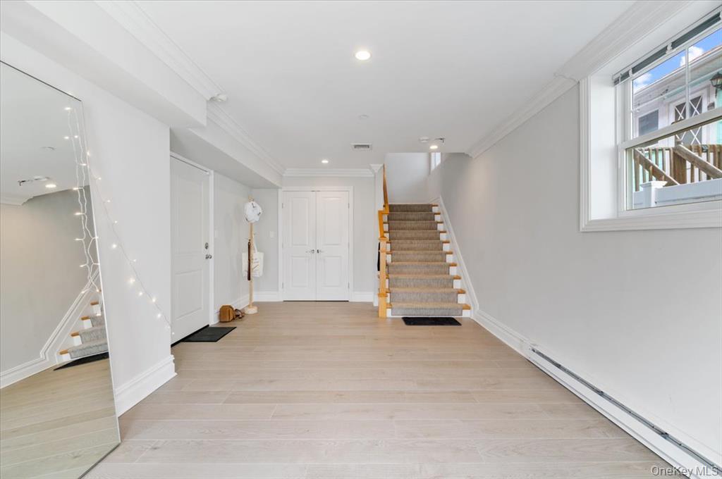 545 E Fulton Street, Long Beach, NY 11561