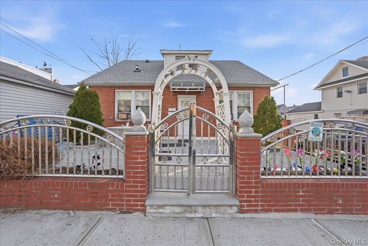 139-72 86th Road, Jamaica, NY 11435