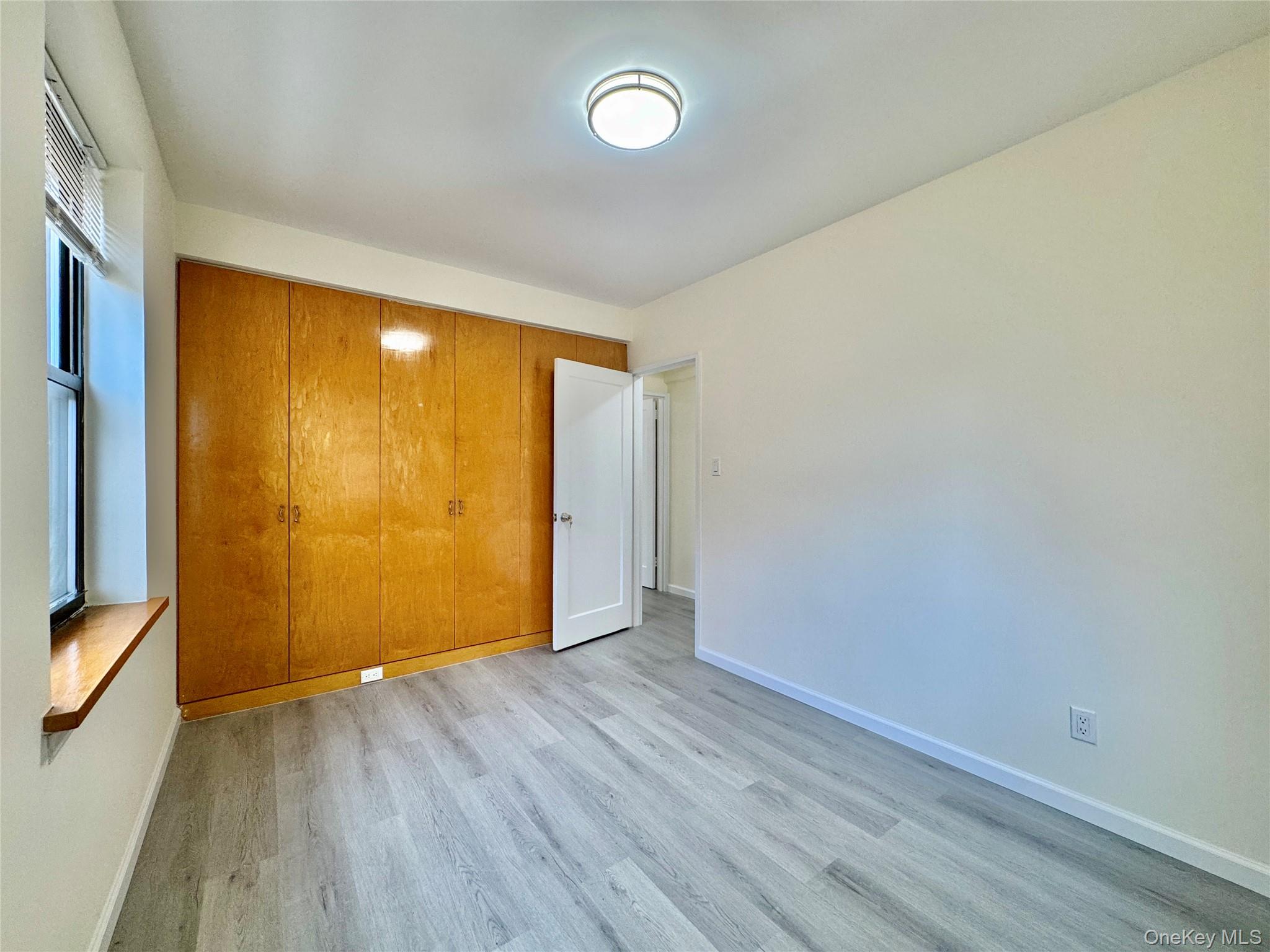 26-25 141st St # 3E, Flushing, NY 11354