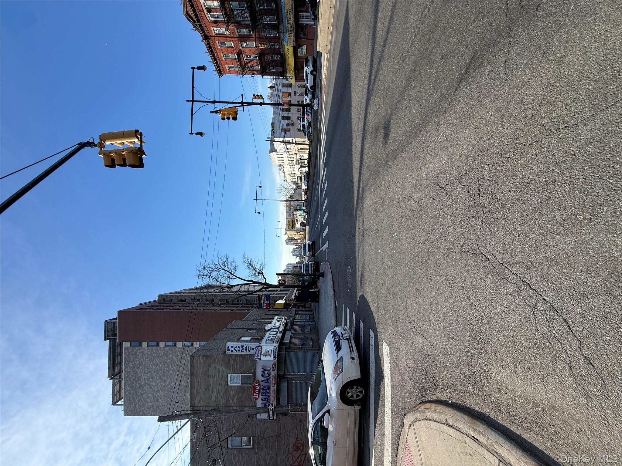 3032 atlantic, Brooklyn, NY 11208