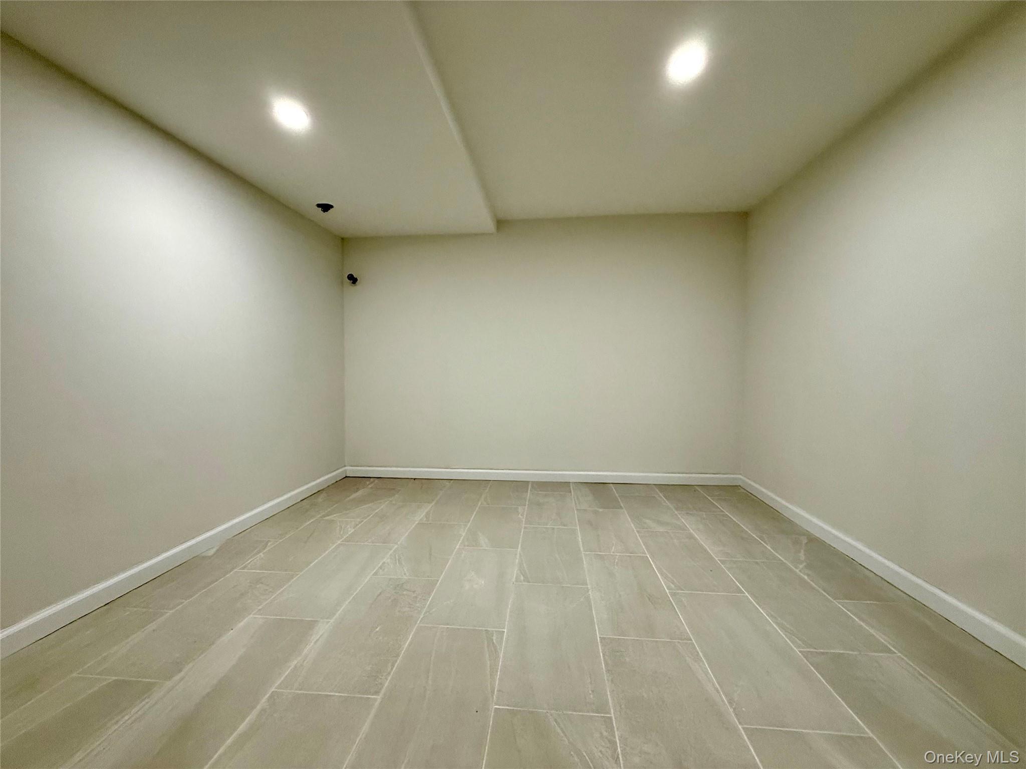 54-05 68th Street, Maspeth, NY 11378