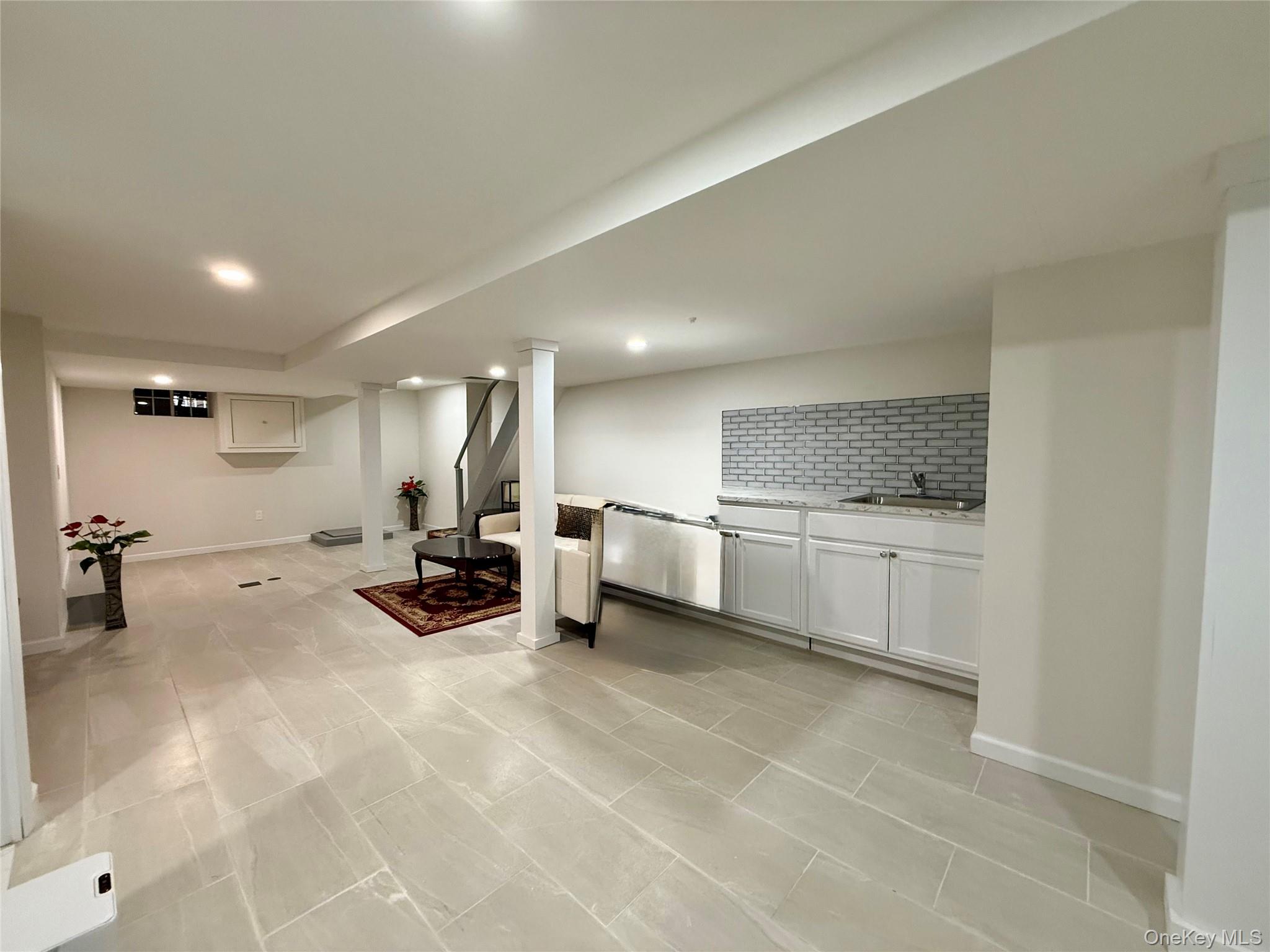 54-05 68th Street, Maspeth, NY 11378