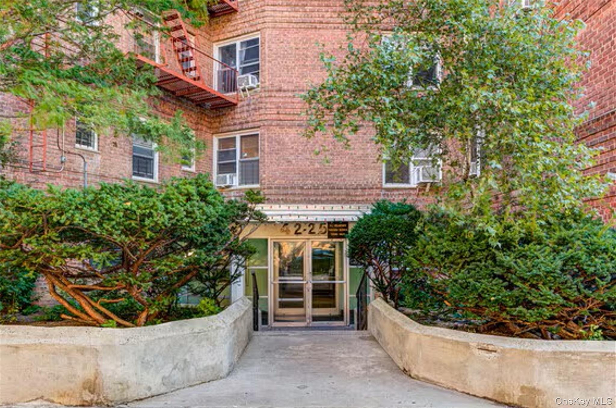 42-25 80th Street # 5B, Elmhurst, NY 11373