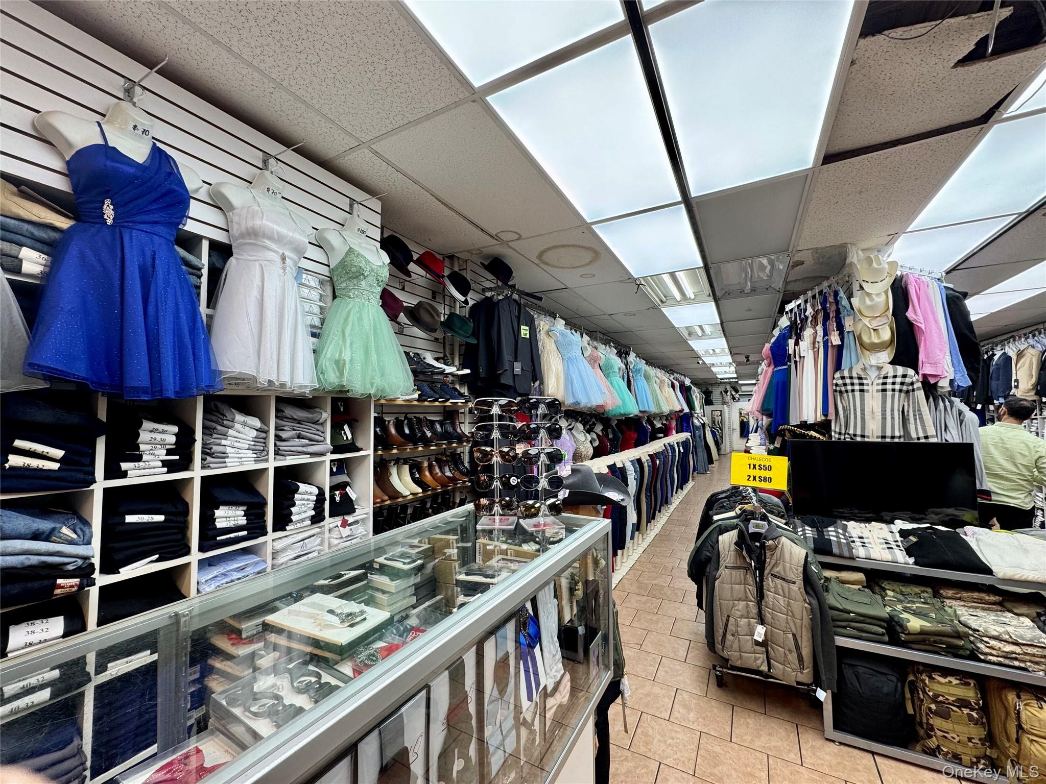 94-17 Roosevelt Avenue, Jackson Heights, NY 11372