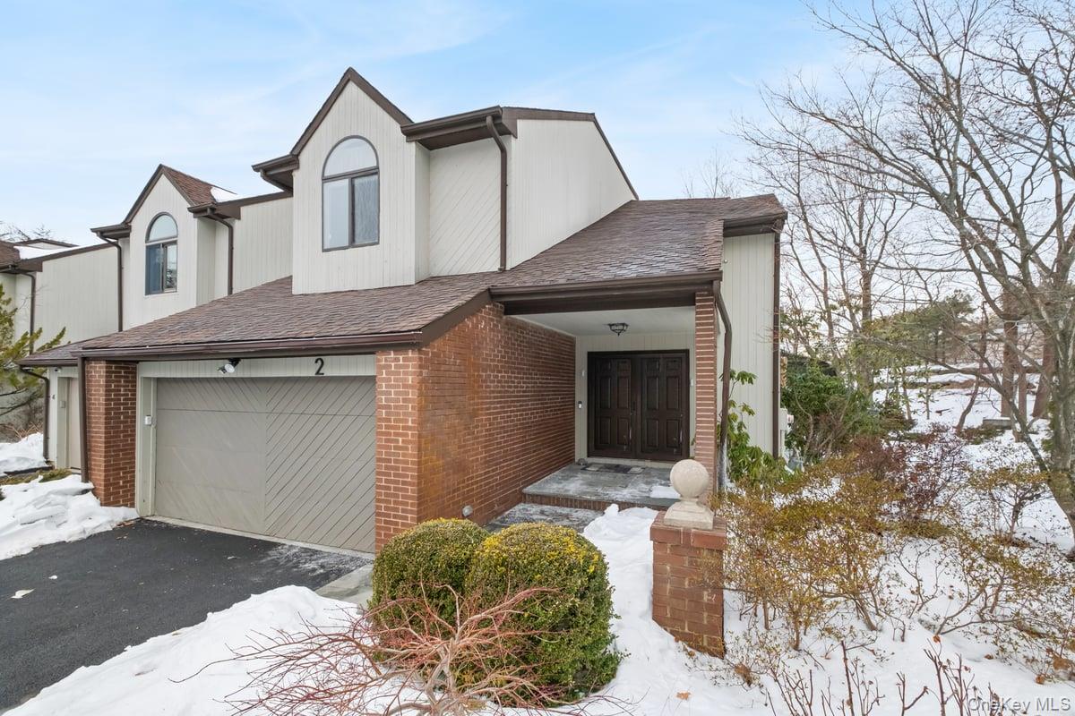 2 Brookridge Road, New Rochelle, NY 10804