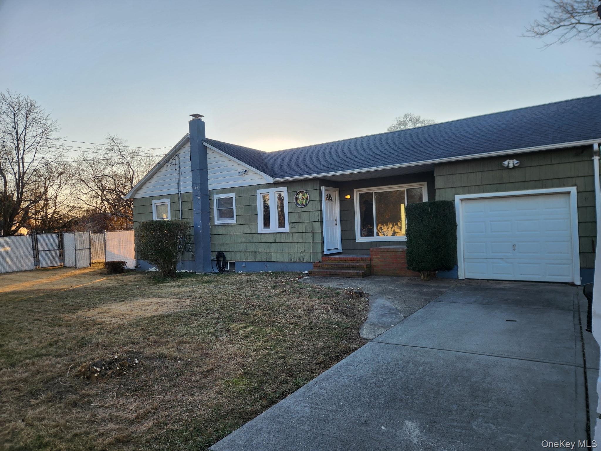 20 Bogota Road, Mastic Beach, NY 11951