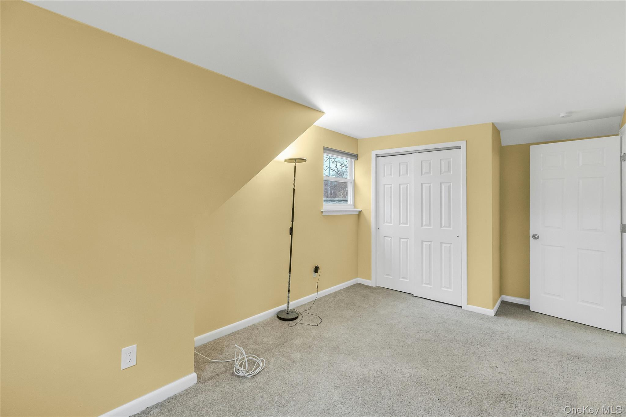 46 Falcon Drive, Hauppauge, NY 11788