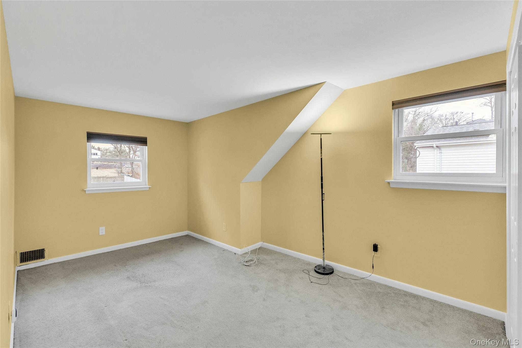 46 Falcon Drive, Hauppauge, NY 11788