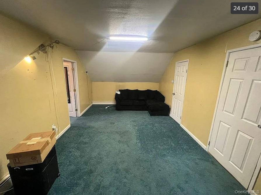 29 Pitchpine Place, Medford, NY 11763