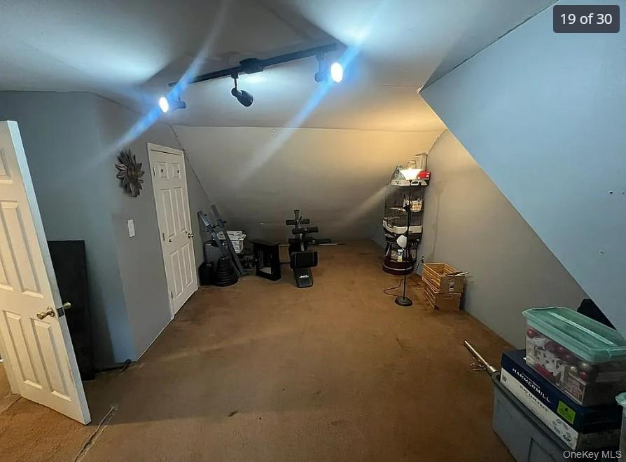 29 Pitchpine Place, Medford, NY 11763