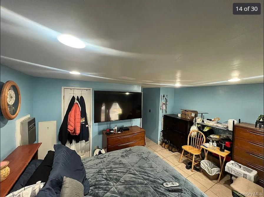 29 Pitchpine Place, Medford, NY 11763