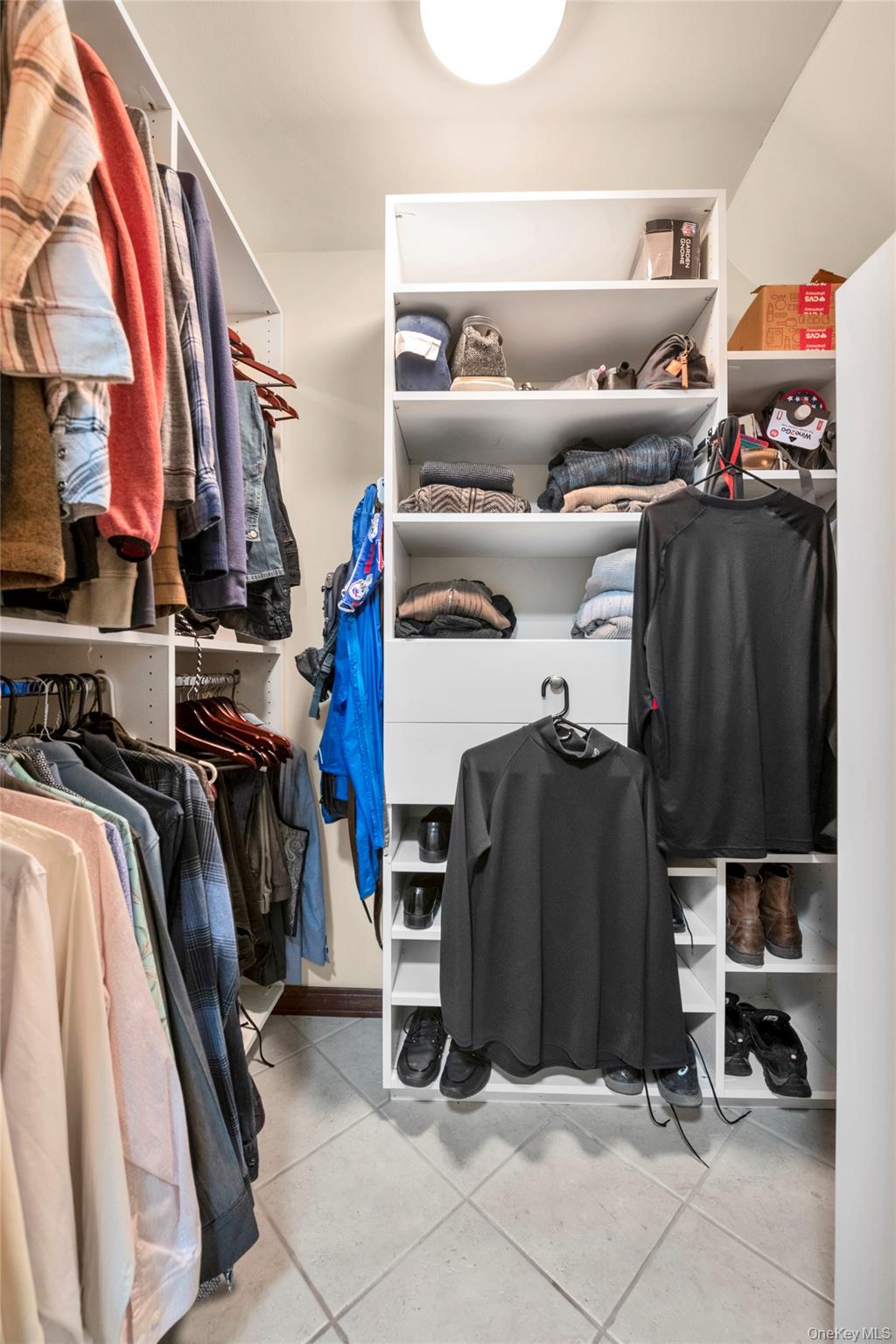 1550 Waters Edge Drive, Bayside, NY 11360