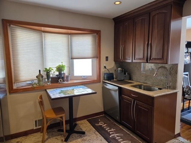 1550 Waters Edge Drive, Bayside, NY 11360