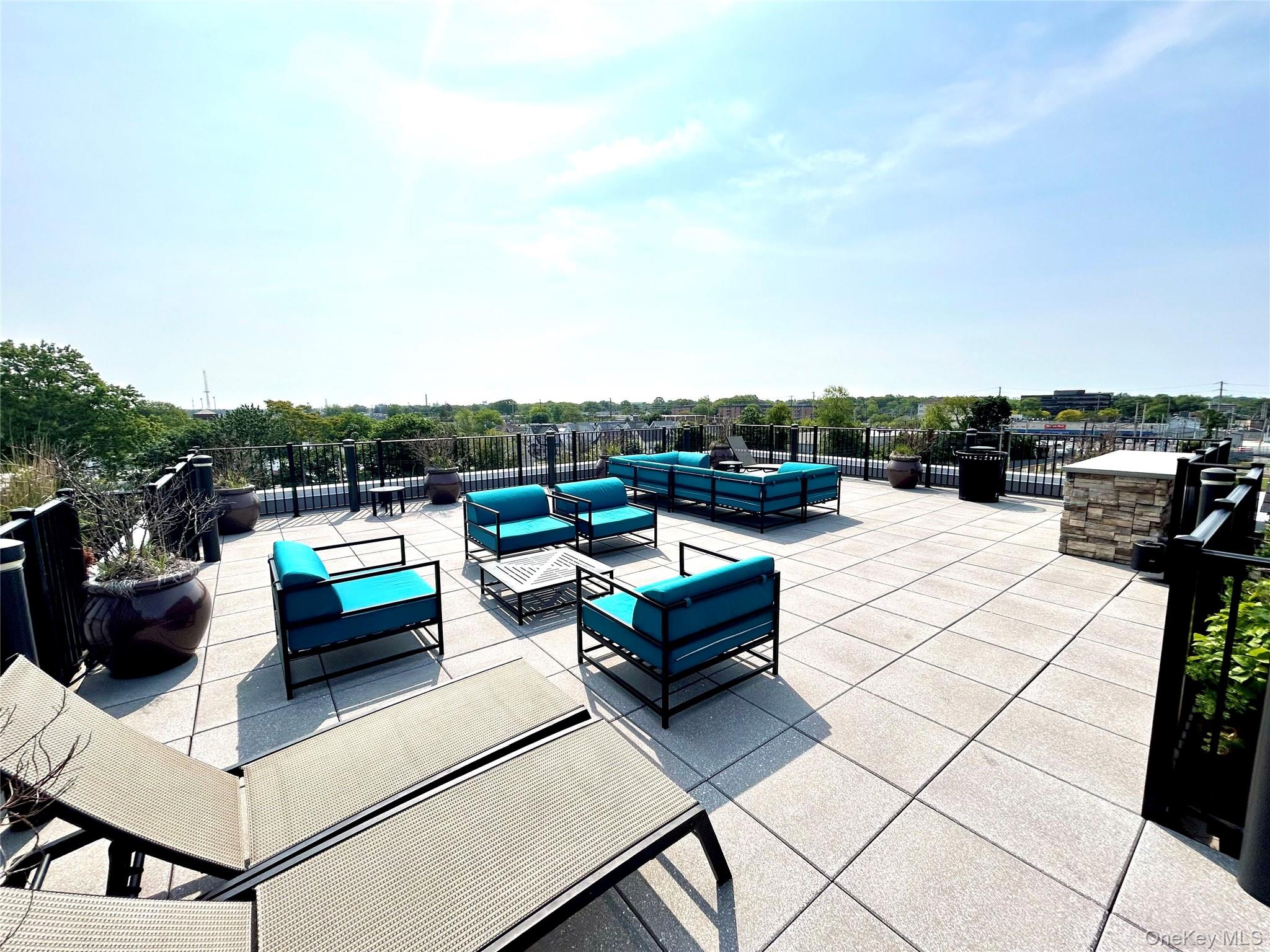 119 Searing Avenue # S228, Mineola, NY 11501