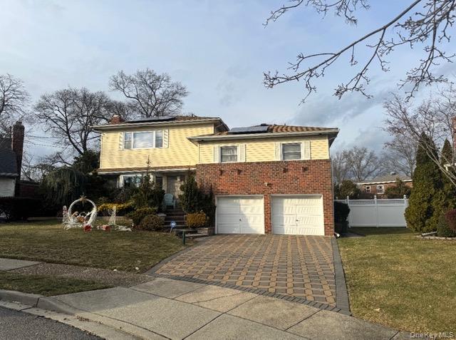 824 Lawrence Court, West Hempstead, NY 11552